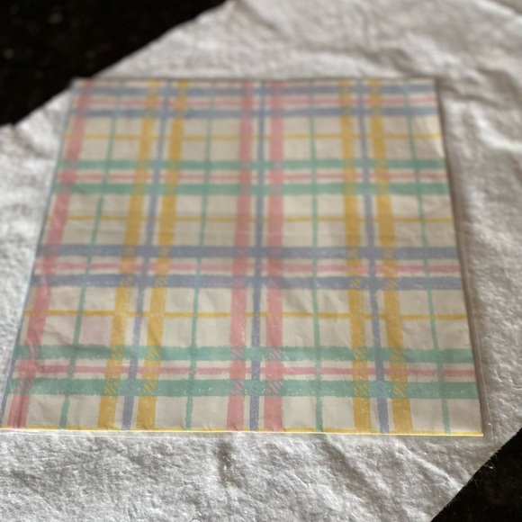 Vintage HALLMARK Baby Gift Wrap - Picture 2 of 3